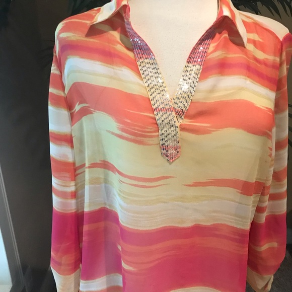 Chicos 2 semi sheer pullover pulltab sleeves top - Picture 3 of 8